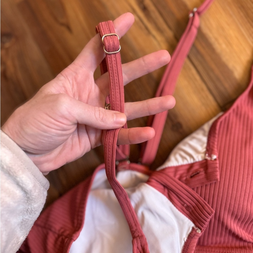 Maternity - Pink Ribbed Button-Front Bodysuit size small - Picture 4 of 9